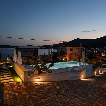 Maravilla Suites Kavala Bagian luar foto